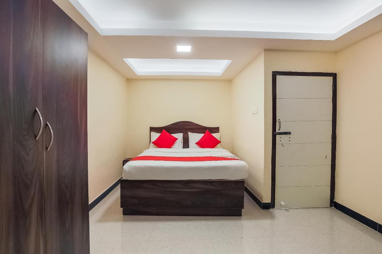 Oyo 36500 Sri Krishna Inn Ooty Kültér fotó